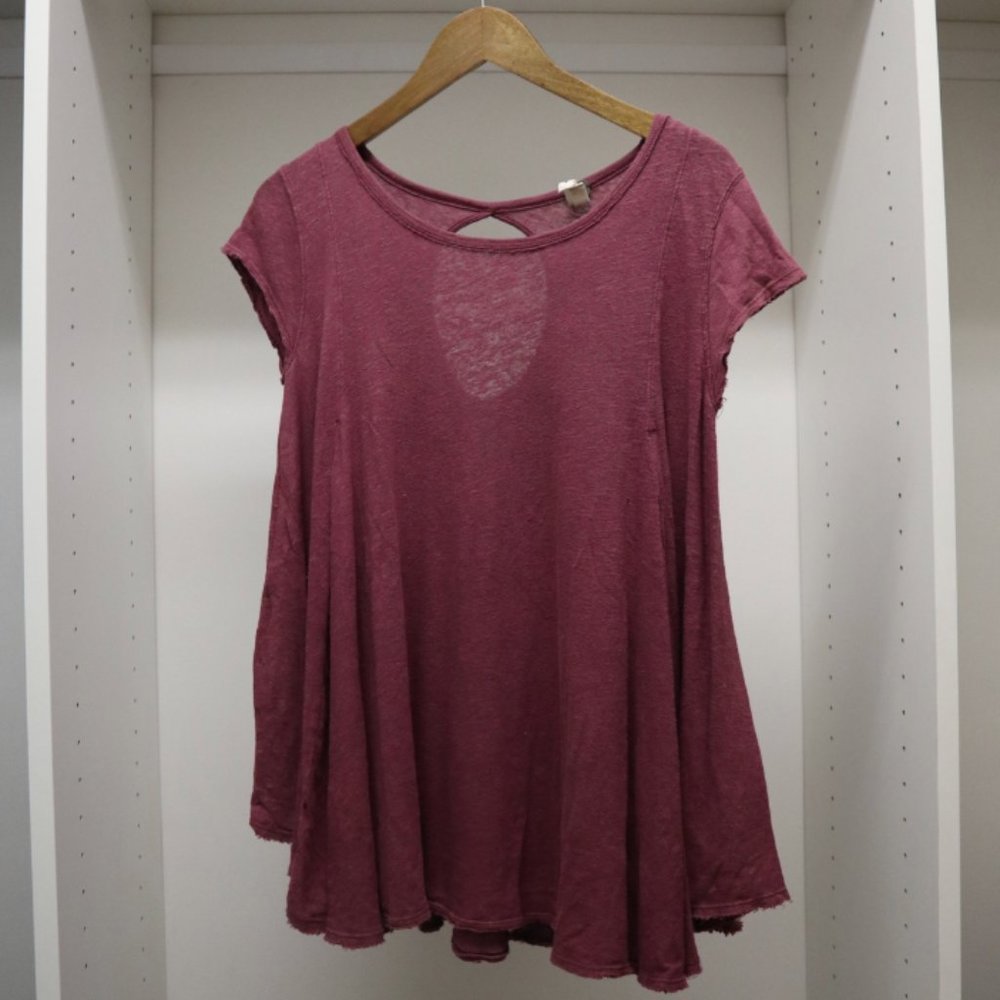 Fun cap-sleeve #freepeople short sleeve 💕